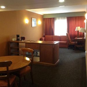 Queen Suite
